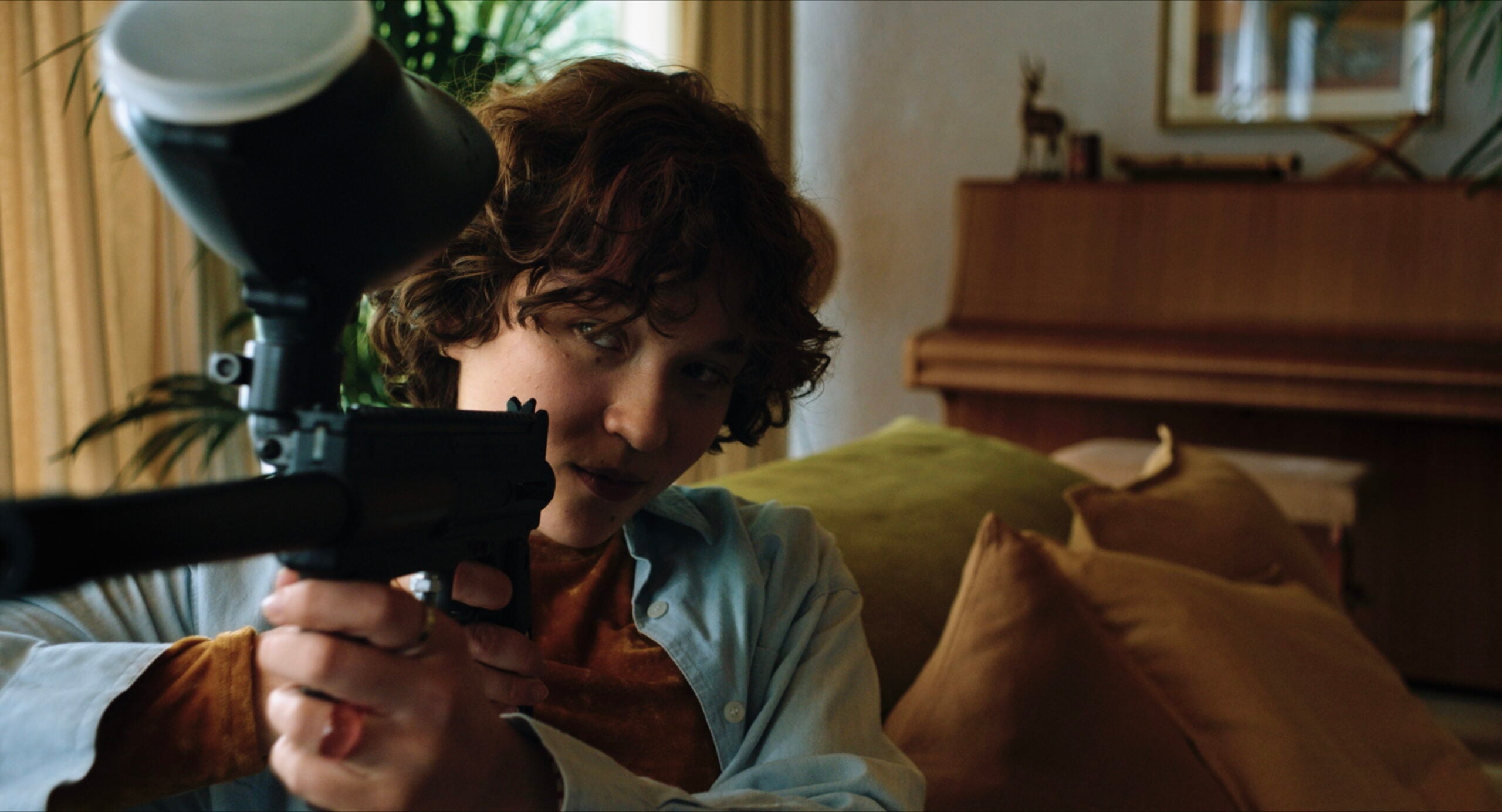 02_OASE_OASIS_DirectJannisLenz_PhotoByAlexanderDirninger_Copyright_ZeitgeistFilmproduktionFFMGmbH_WegaFilmproduktionsgesellschaftmbH_ThirdPictureGbR